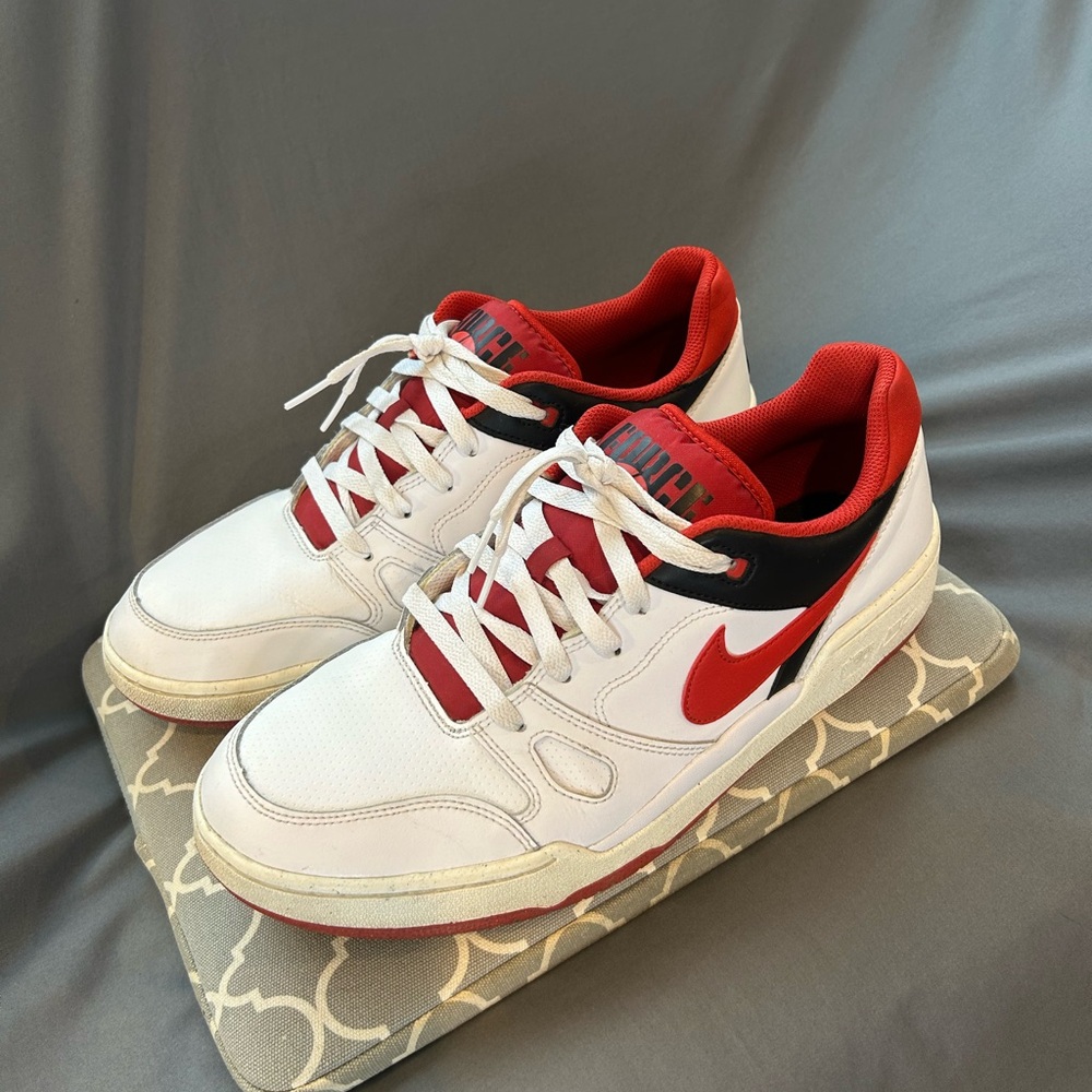 Nike Full Force Low “Bred”